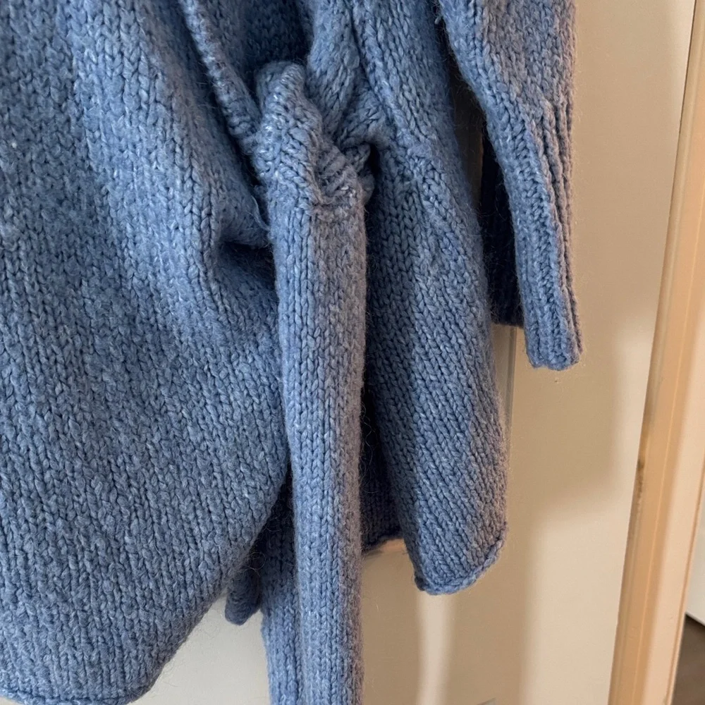Zara Light Blue Wrap Knit Cardigan - Picture 3 of 3